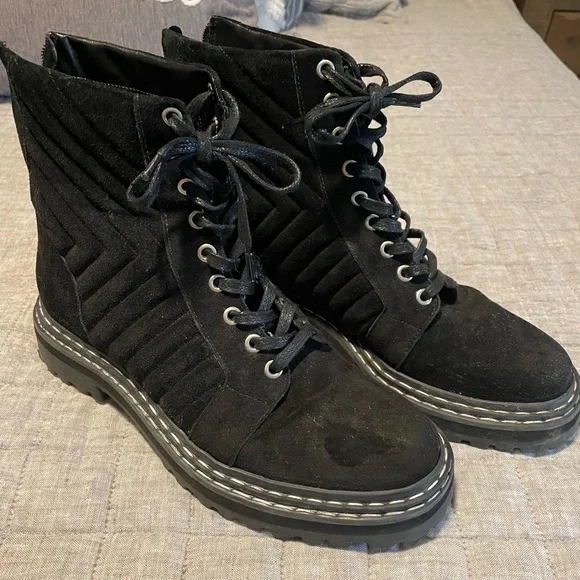 Vince Camuto x Fashion Jackson Suede Lace-Up Hiker Boots - Puchenie - Picture 1 of 3